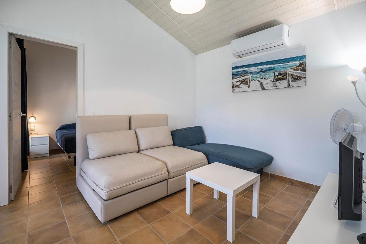 La Casita Azul - Mayores De 25 Chiclana de la Frontera Exterior foto